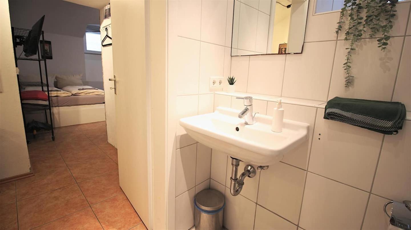 Fully Equipped Apartment Near Main Station Wurzburg Ngoại thất bức ảnh